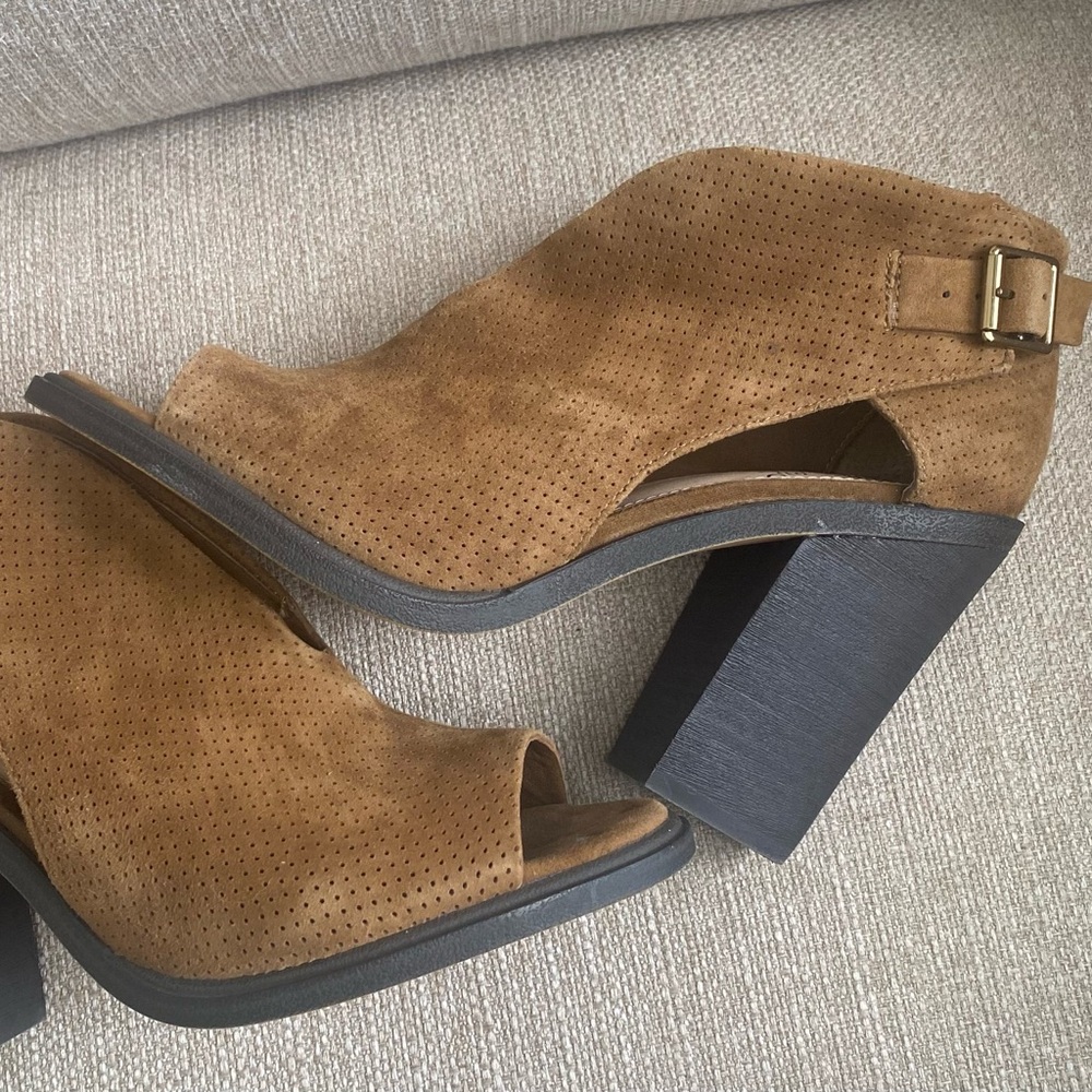 Vince Camuto heeled booties